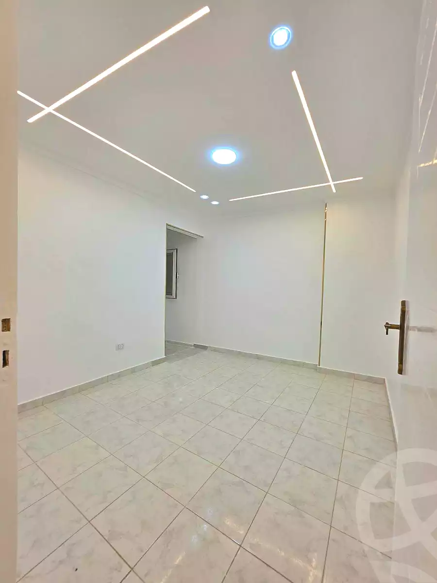 https://aqarmap.com.eg/en/listing/7282267-for-sale-alexandria-sydy-bshr-sydy-bshr-bhry-shr-khld-bn-lwlyd