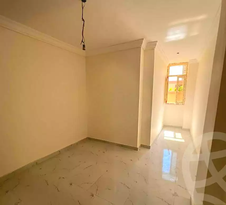 https://aqarmap.com.eg/ar/listing/7282266-for-sale-alexandria-moharram-bey-kanal-al-mahmoudeya-al-bahri-st