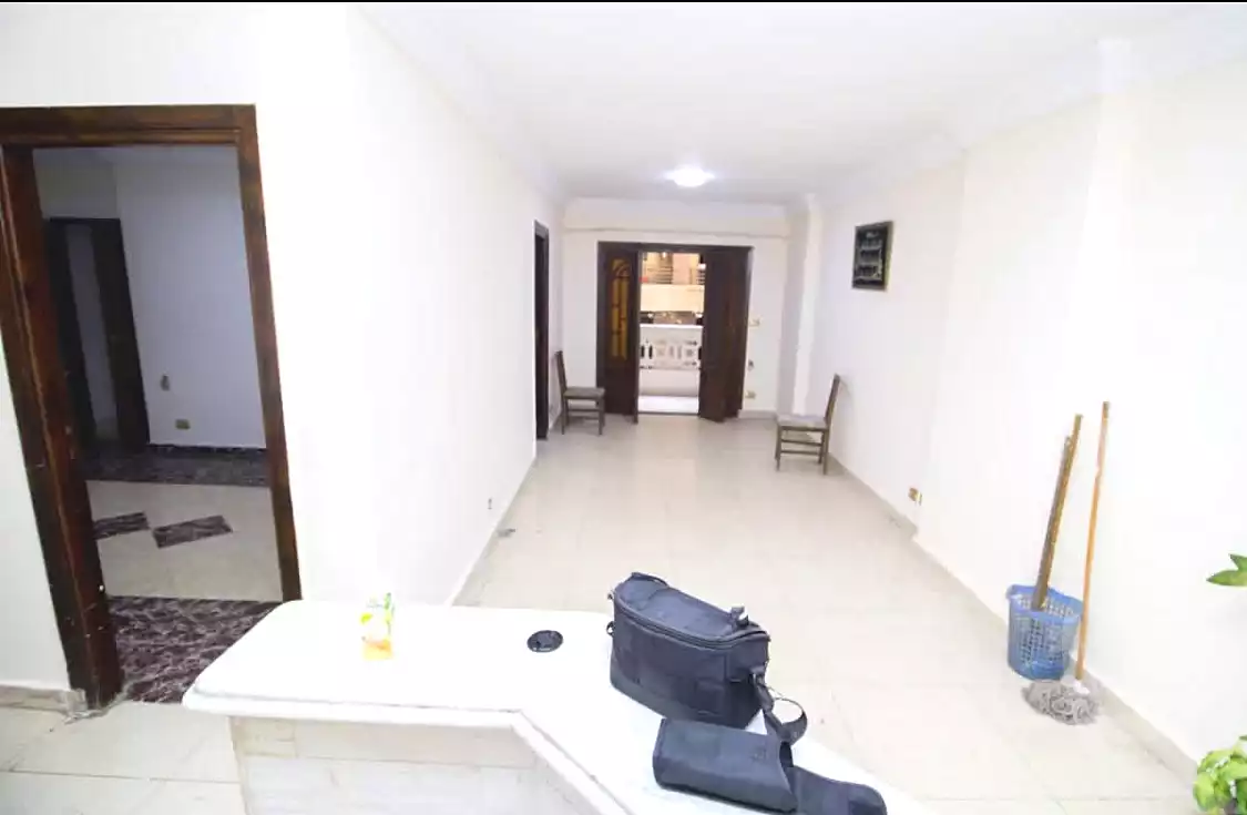 https://aqarmap.com.eg/ar/listing/7282442-for-rent-alexandria-cleopatra