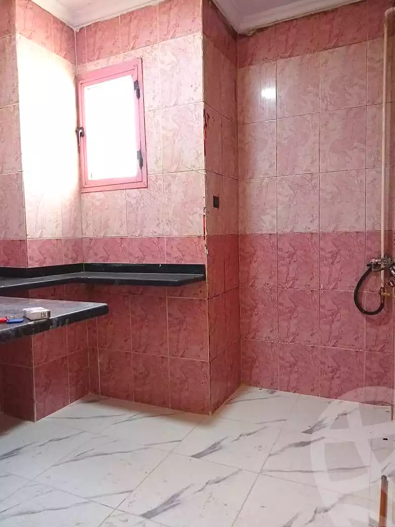 https://aqarmap.com.eg/ar/listing/7282538-for-sale-alexandria-sydy-bshr-sydy-bshr-bhry-mohamed-el-srafi-st.