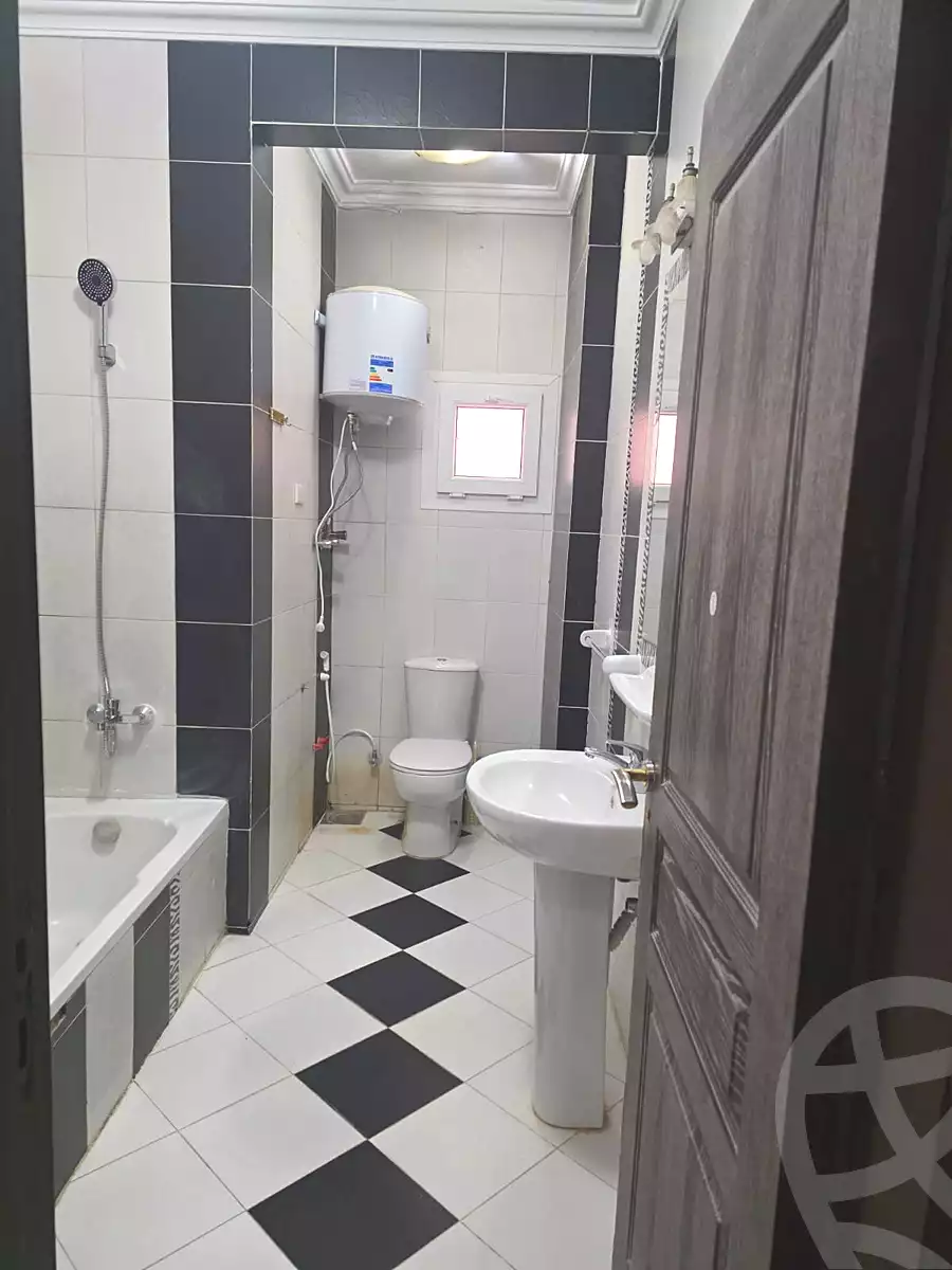 https://aqarmap.com.eg/ar/listing/7282585-for-rent-cairo-6th-of-october-el-hay-el-motamyz-fourth-touristic-village