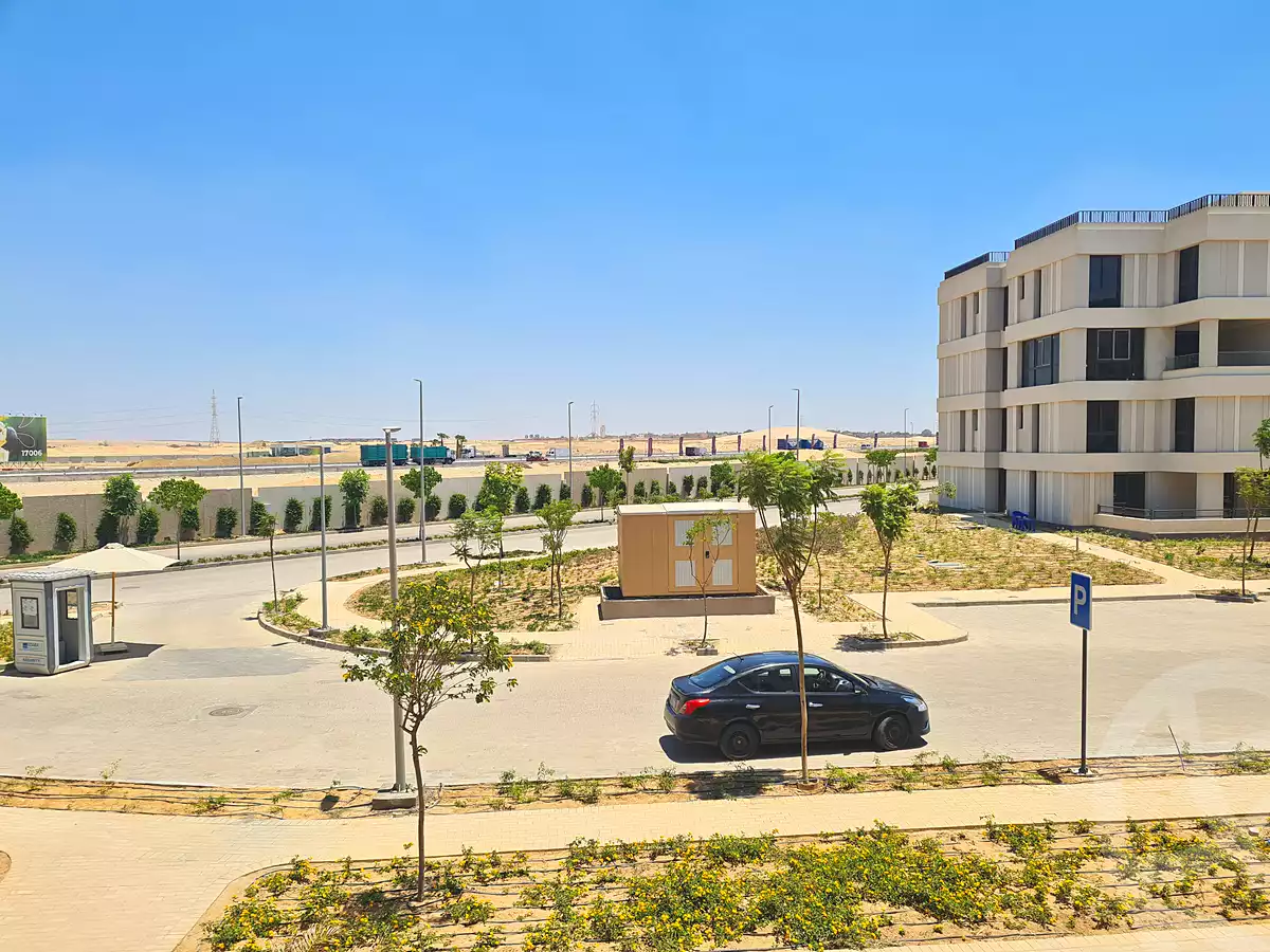 https://aqarmap.com.eg/ar/listing/7282699-for-sale-cairo-el-sheikh-zayed-city-alex-cairo-desert-road-kmbwnd-fy-tryq-skndry-lshrwy