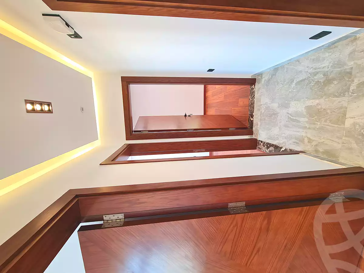 https://aqarmap.com.eg/ar/listing/7282699-for-sale-cairo-el-sheikh-zayed-city-alex-cairo-desert-road-kmbwnd-fy-tryq-skndry-lshrwy