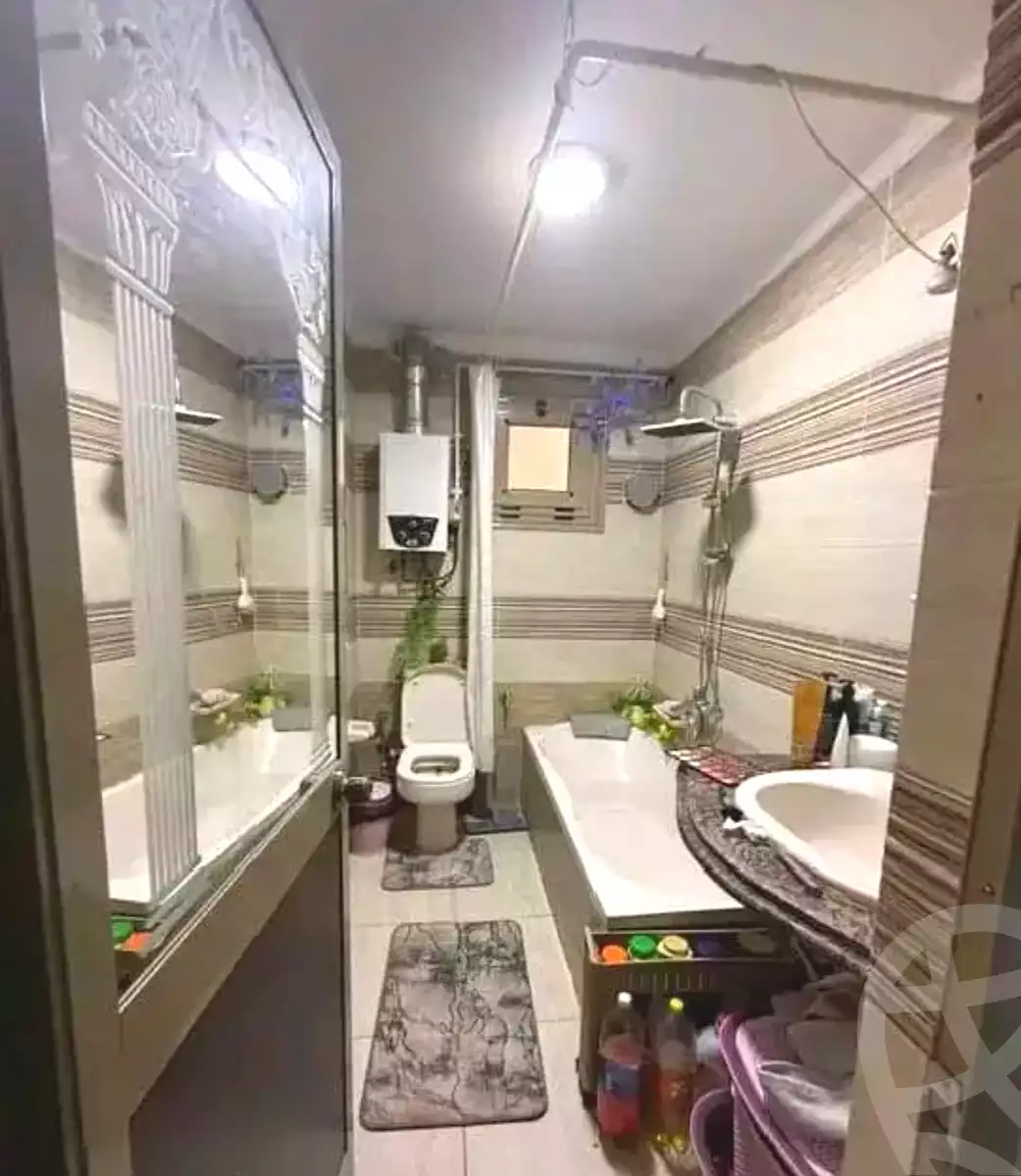 https://aqarmap.com.eg/ar/listing/7282746-for-sale-alexandria-el-asafra-shr-45