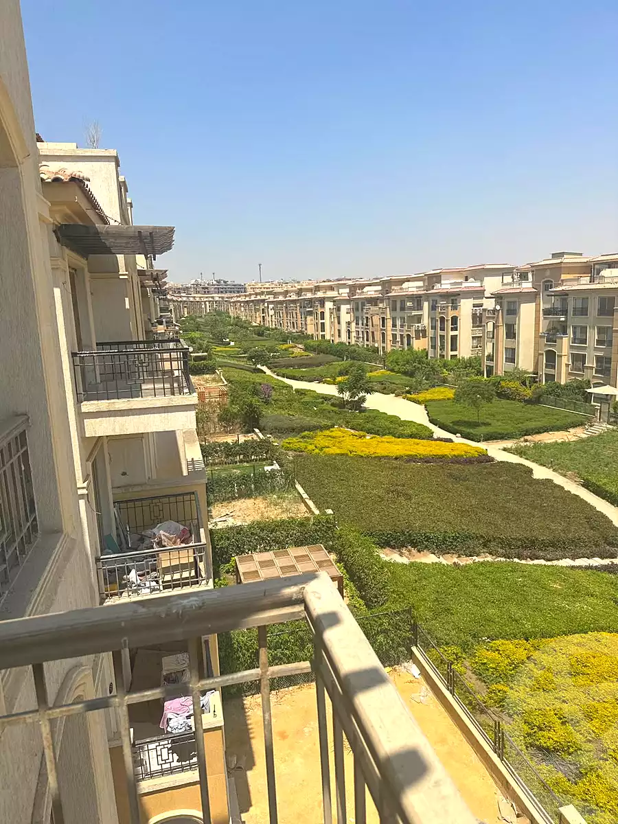 https://aqarmap.com.eg/ar/listing/7282819-for-sale-cairo-new-cairo-compounds-stwn-ryzydns-by-ar-y-llttwyr