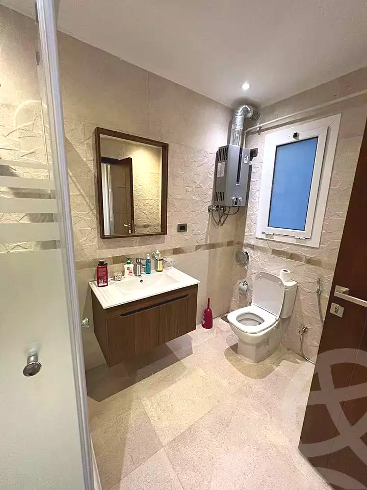 https://aqarmap.com.eg/en/listing/7283082-for-sale-cairo-new-cairo-compounds-mountain-view1-1-compound
