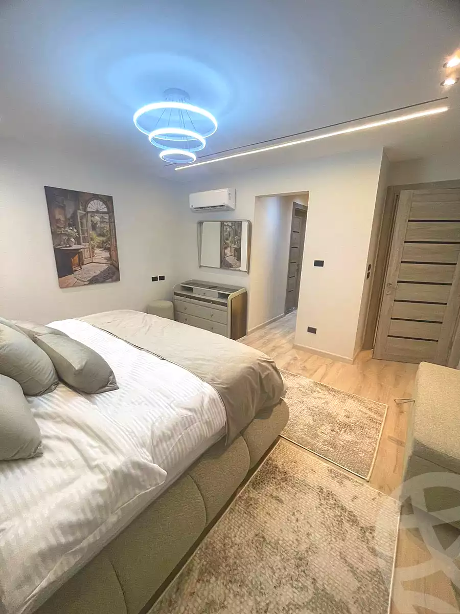 https://aqarmap.com.eg/ar/listing/7283148-for-sale-cairo-new-cairo-compounds-mountain-view-1