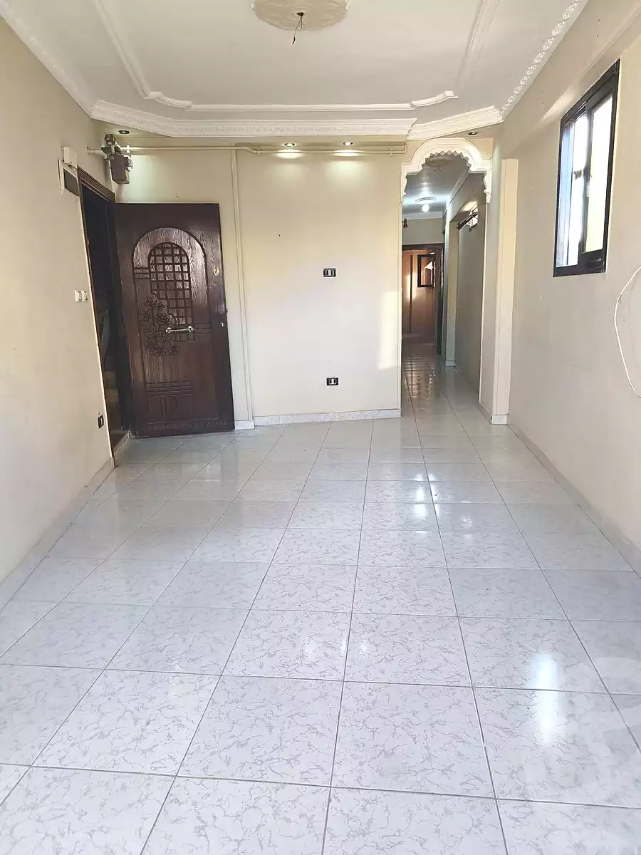 https://aqarmap.com.eg/en/listing/7283468-for-rent-alexandria-sydy-bshr