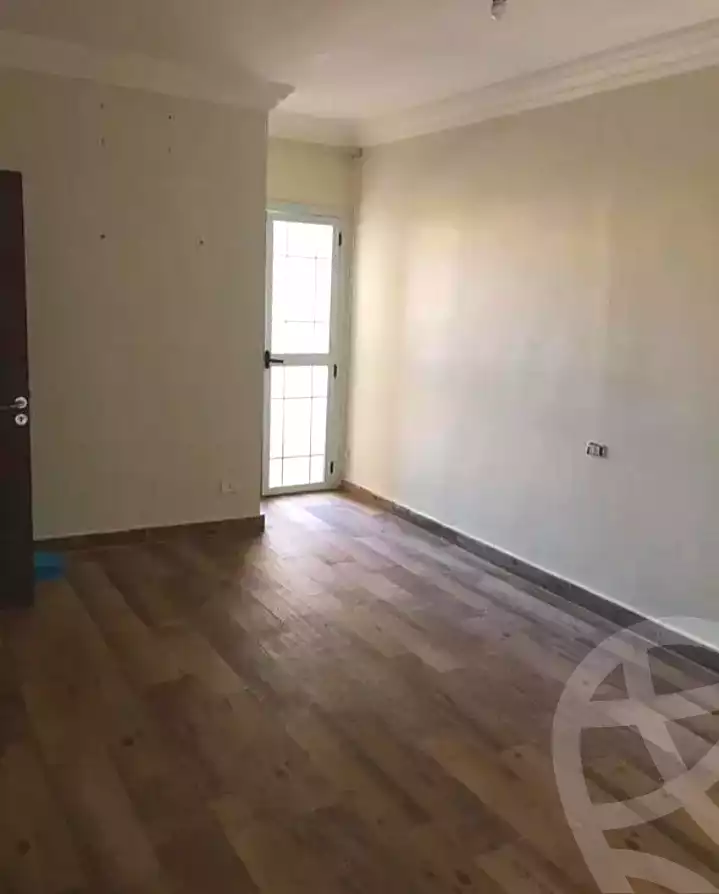 https://aqarmap.com.eg/ar/listing/7284321-for-rent-alexandria-tharwat