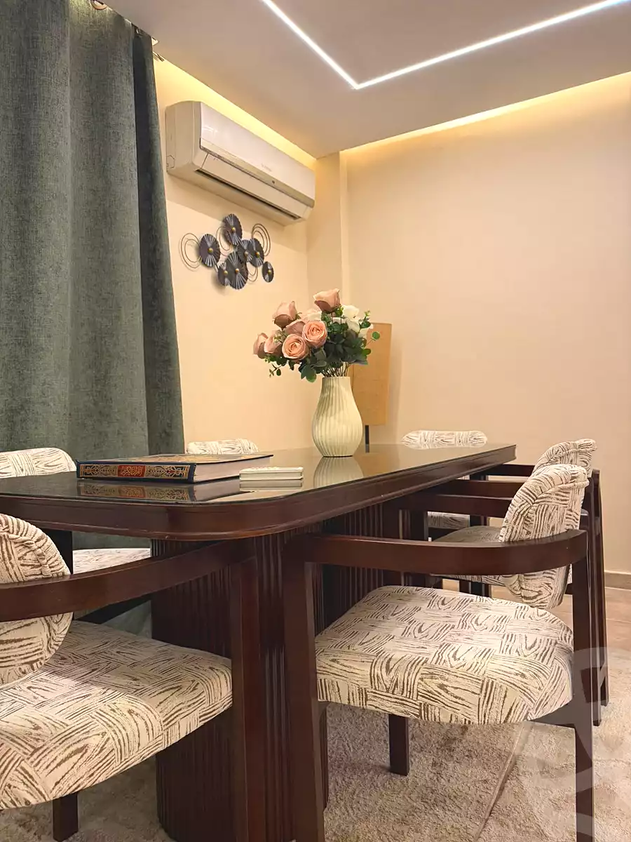 https://aqarmap.com.eg/ar/listing/7284475-for-rent-cairo-el-sheikh-zayed-city-compounds-jn-2
