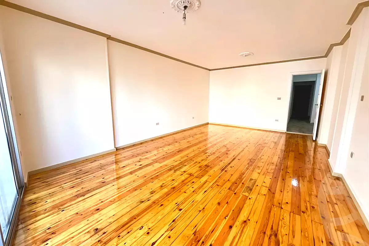 https://aqarmap.com.eg/ar/listing/7284509-for-rent-alexandria-ganaklis