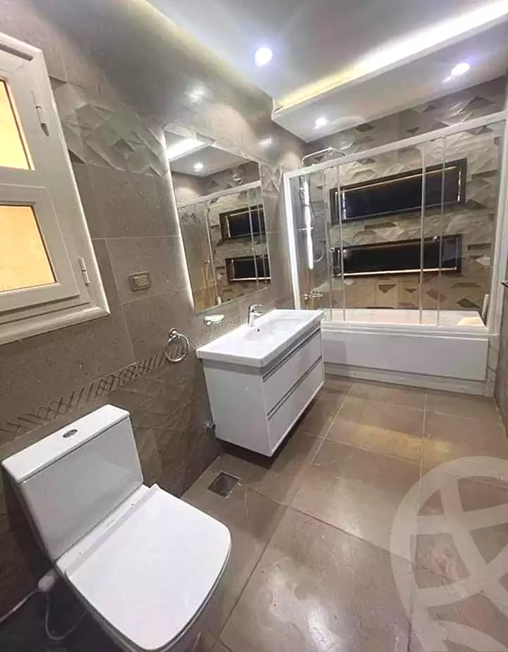 https://aqarmap.com.eg/en/listing/7284767-for-sale-cairo-new-cairo-compounds-mountain-view-1