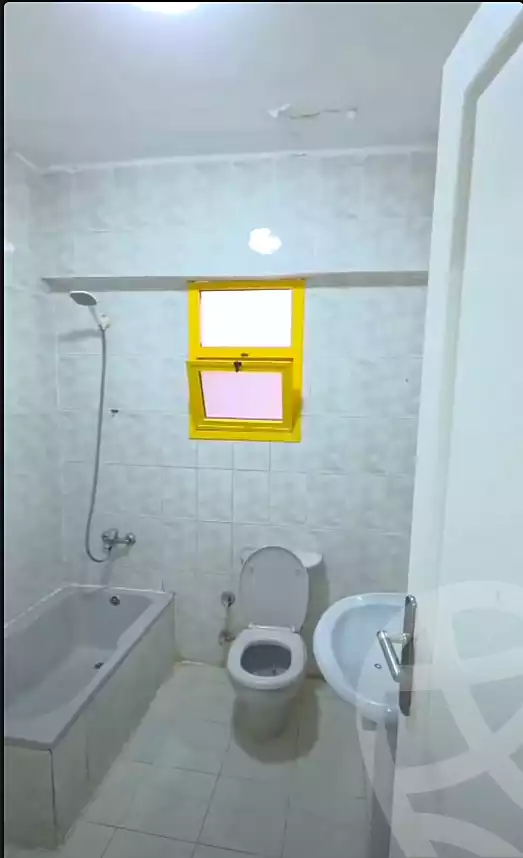 https://aqarmap.com.eg/en/listing/7284944-for-sale-alexandria-al-agamy-el-kilo-21