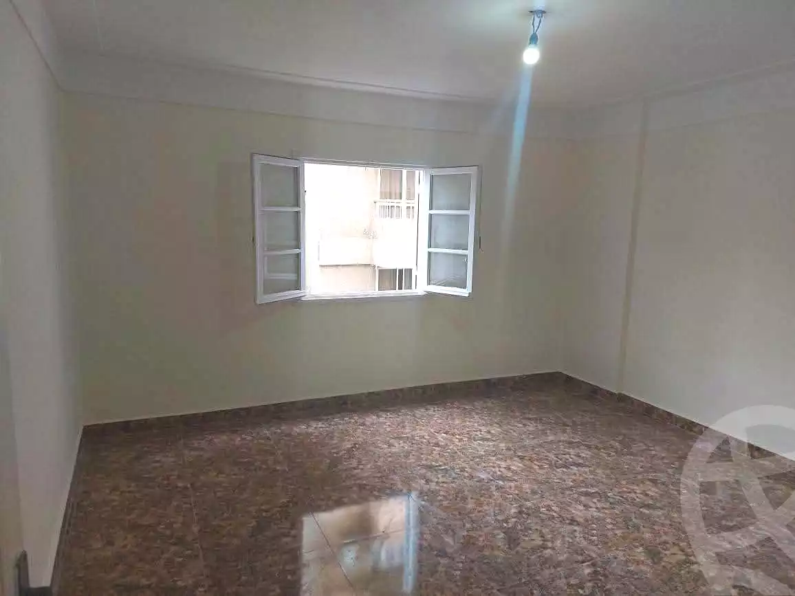 https://aqarmap.com.eg/en/listing/7284989-for-rent-alexandria-bolekly