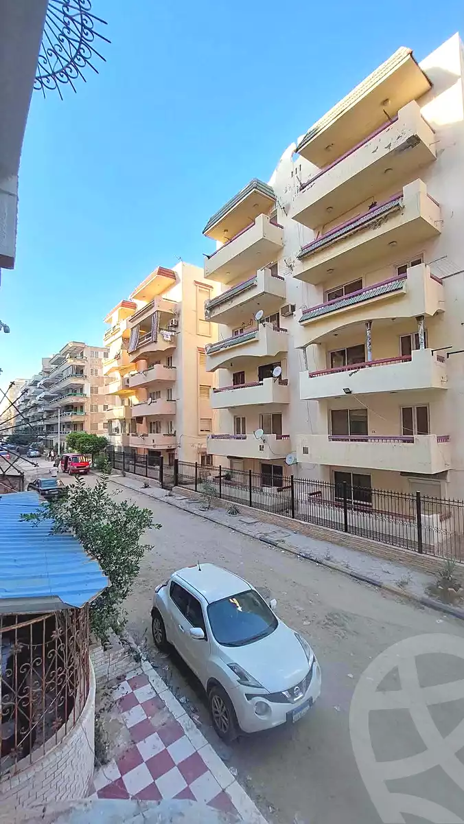 https://aqarmap.com.eg/ar/listing/7285020-for-sale-alexandria-al-agamy-shataa-el-nakheel