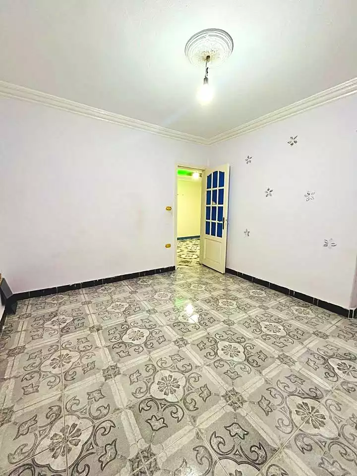 https://aqarmap.com.eg/ar/listing/7285079-for-sale-alexandria-miami