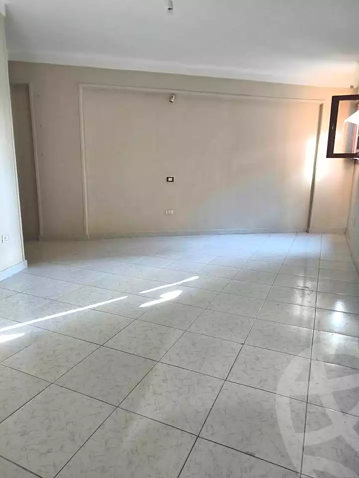 https://aqarmap.com.eg/ar/listing/7285281-for-rent-alexandria-sydy-bshr