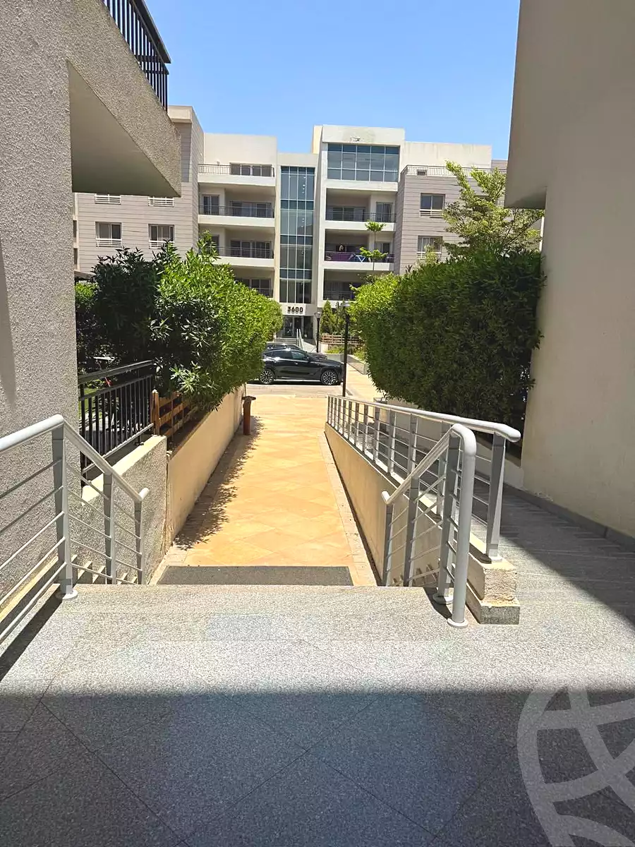 https://aqarmap.com.eg/en/listing/7286111-for-rent-cairo-new-cairo-compounds-cairo-festival-city-cairo-festival-city-mall-cfc-mall