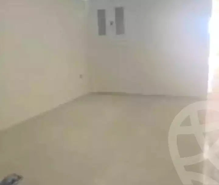 https://aqarmap.com.eg/ar/listing/7286556-for-sale-alexandria-al-agamy-bw-ywsf
