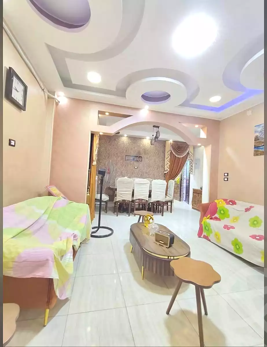 https://aqarmap.com.eg/en/listing/7286686-for-sale-qalyubia-shubra-el-khaima-om-bayoumi