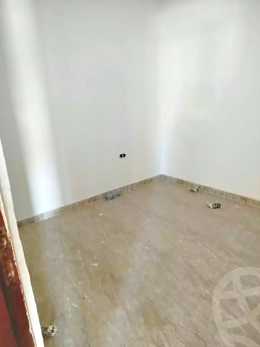 https://aqarmap.com.eg/ar/listing/7286728-for-sale-alexandria-al-agamy-el-hanouvel