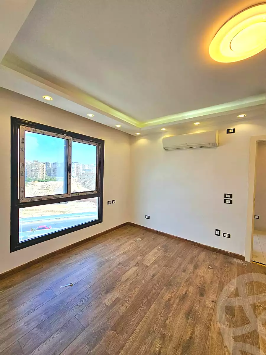 https://aqarmap.com.eg/en/listing/7287215-for-rent-cairo-el-maadi-compounds-rayhanah-plaza