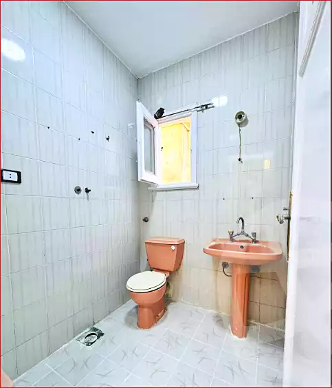 https://aqarmap.com.eg/ar/listing/7287303-for-sale-alexandria-al-agamy-shataa-el-nakheel