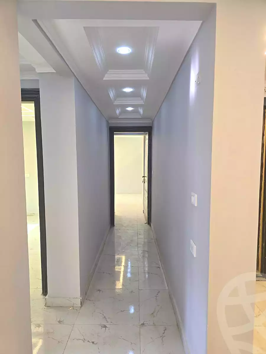 https://aqarmap.com.eg/ar/listing/7287350-for-rent-cairo-6th-of-october-el-ahyaa-neighborhood-2nd-divided-from-al-kafrawei-st