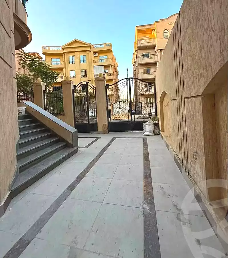 https://aqarmap.com.eg/ar/listing/7287542-for-sale-cairo-el-sheikh-zayed-city-compounds-zayed-heights-compound