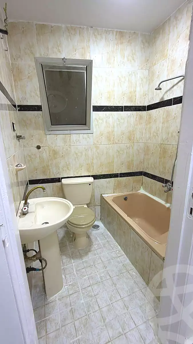 https://aqarmap.com.eg/en/listing/7287554-for-sale-alexandria-al-agamy-shataa-el-nakheel