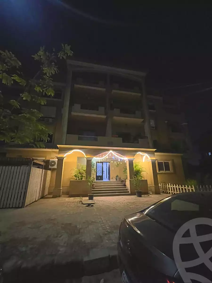 https://aqarmap.com.eg/ar/listing/7287623-for-sale-cairo-el-sheikh-zayed-city-compounds-el-khamayel