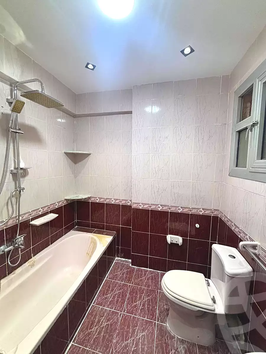https://aqarmap.com.eg/ar/listing/7287702-for-sale-alexandria-el-asafra-shr-45