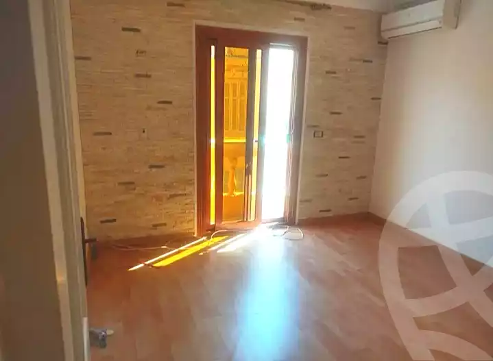 https://aqarmap.com.eg/en/listing/7287800-for-rent-alexandria-smouha