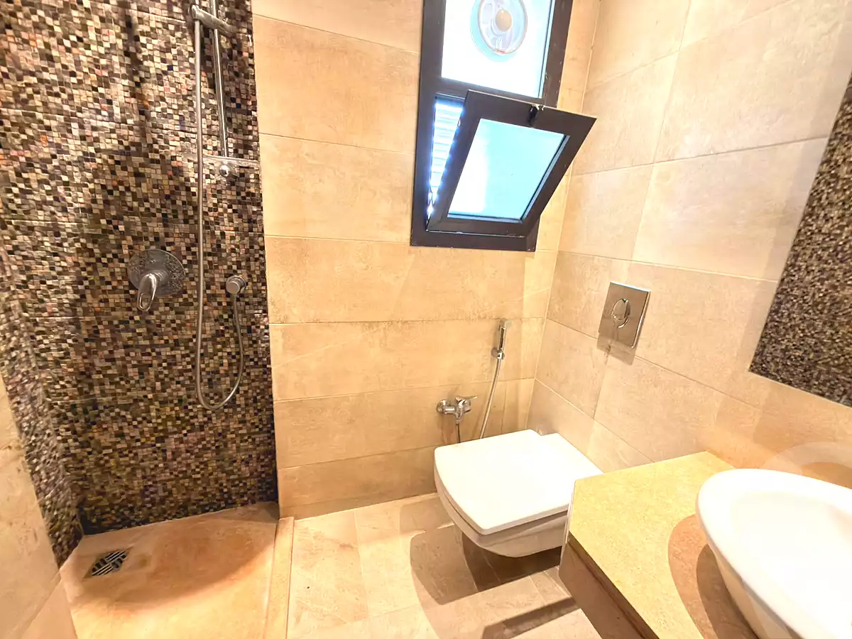 https://aqarmap.com.eg/en/listing/7287821-for-rent-cairo-el-sheikh-zayed-city-compounds-the-courtyard-mall-dorra