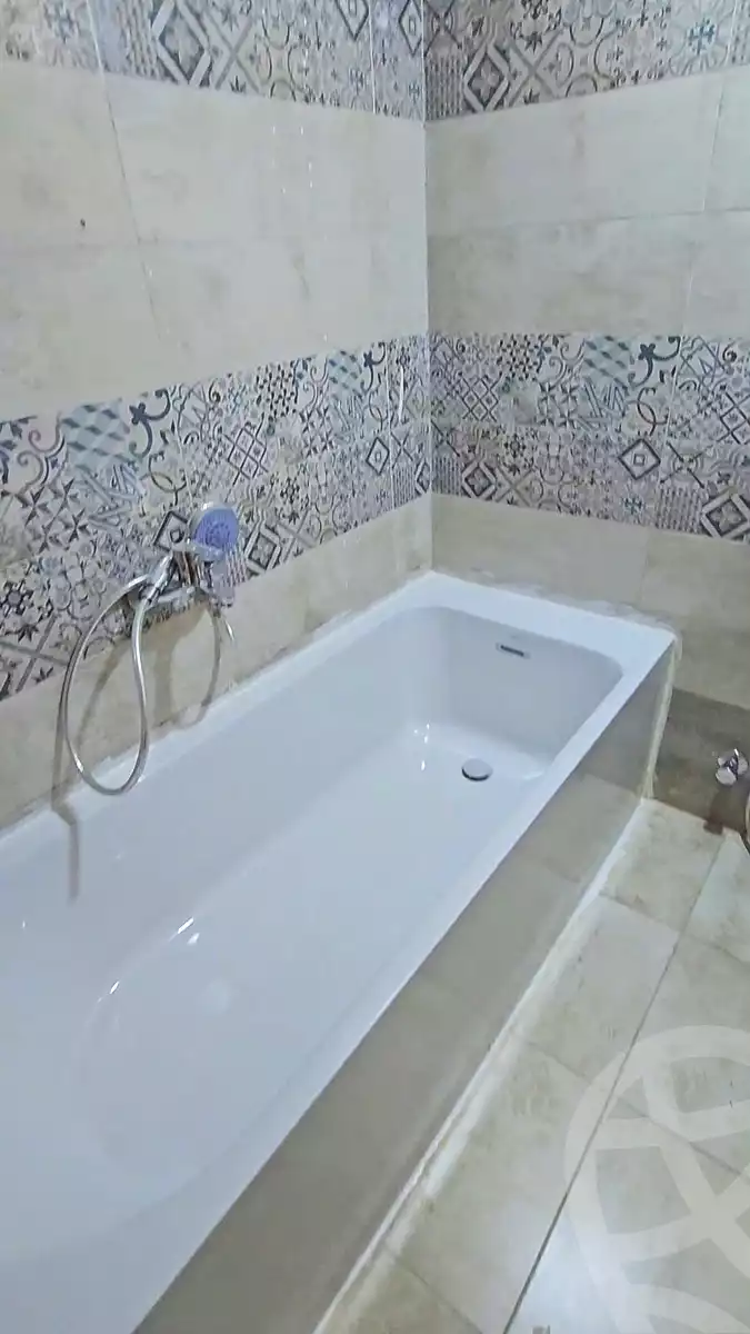 https://aqarmap.com.eg/ar/listing/7287832-for-rent-cairo-6th-of-october-el-ahyaa-neighborhood-4th-neighbourhood-1
