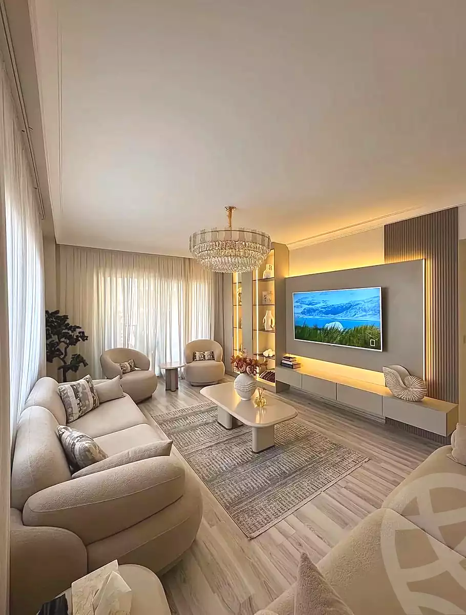 https://aqarmap.com.eg/ar/listing/7287850-for-sale-cairo-new-cairo-compounds-tag-city-shalya-taj-city