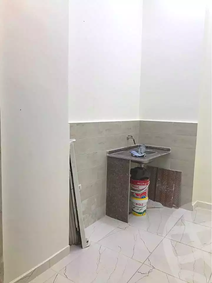 https://aqarmap.com.eg/en/listing/7287924-for-rent-alexandria-moharram-bey-mahfouz-bek-st