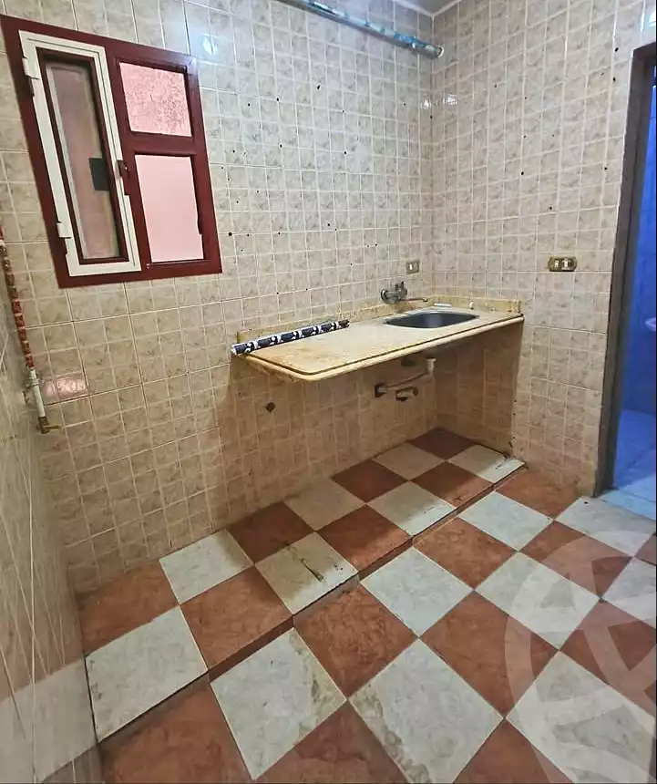https://aqarmap.com.eg/en/listing/7287946-for-sale-alexandria-lsywf-el-falki