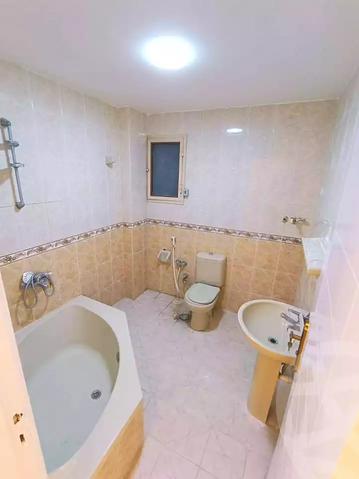 https://aqarmap.com.eg/en/listing/7287961-for-sale-alexandria-sydy-bshr-sydy-bshr-bhry