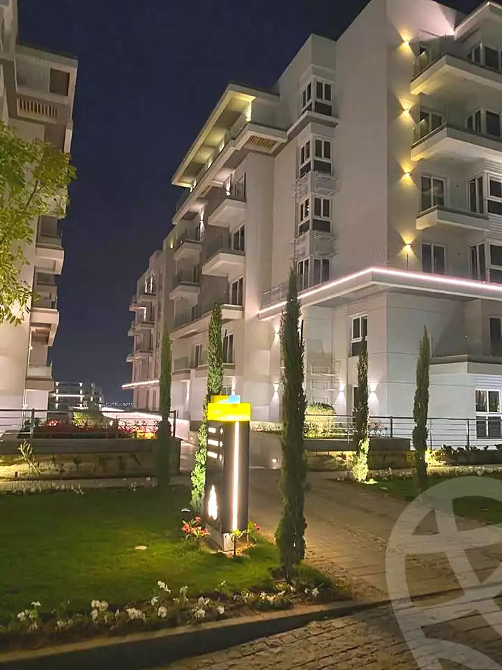 https://aqarmap.com.eg/en/listing/7288049-for-sale-cairo-new-cairo-compounds-mwntn-fyw-y-syty-club-park-mountain-view-icity