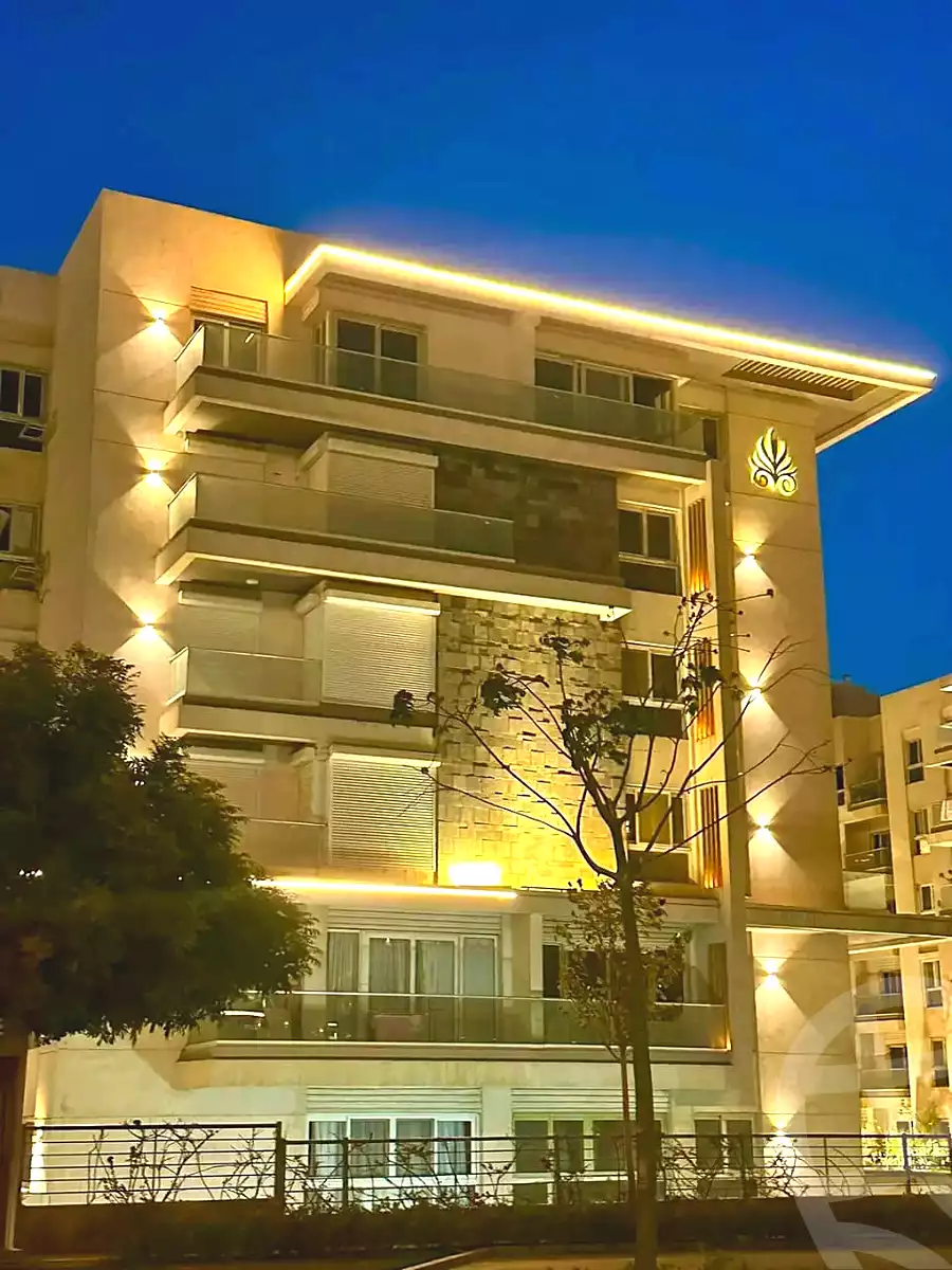 https://aqarmap.com.eg/ar/listing/7288057-for-sale-cairo-new-cairo-compounds-mwntn-fyw-y-syty-club-park-mountain-view-icity