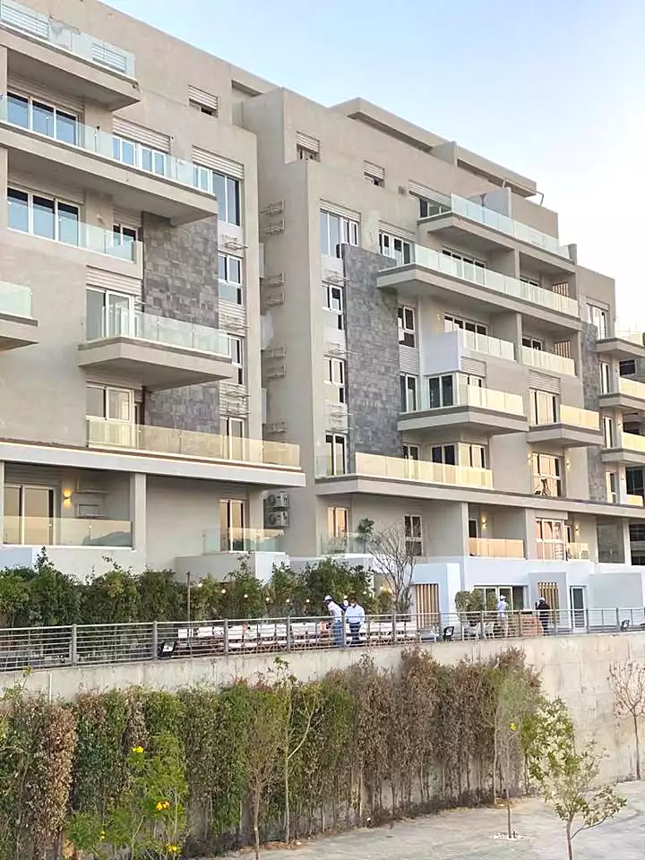 https://aqarmap.com.eg/ar/listing/7288078-for-sale-cairo-new-cairo-compounds-mwntn-fyw-y-syty-mountain-park-mountain-view-icity