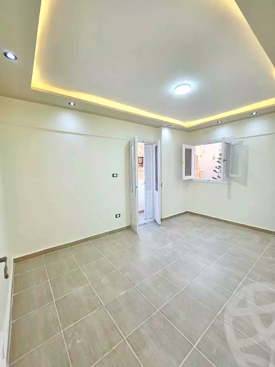 https://aqarmap.com.eg/ar/listing/7288100-for-sale-alexandria-al-agamy-shataa-el-nakheel