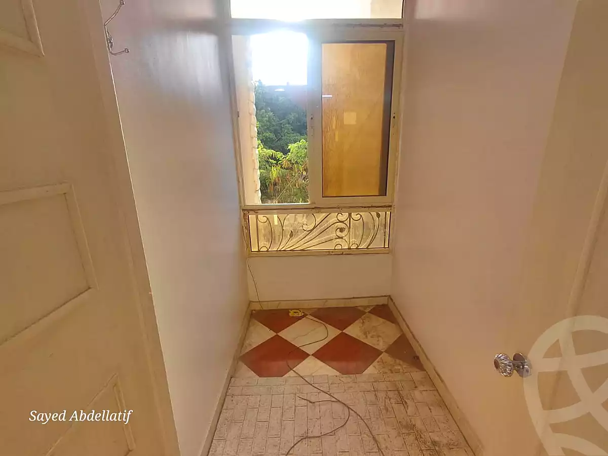 https://aqarmap.com.eg/en/listing/7288169-for-sale-cairo-al-oubour-el-hay-el-awal-abd-el-rahman-el-rafie-st