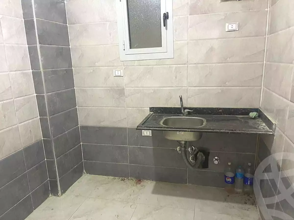 https://aqarmap.com.eg/en/listing/7288210-for-rent-cairo-helwan-mnshy-hlwn-ljdyd-abd-allah-mahmoud-st