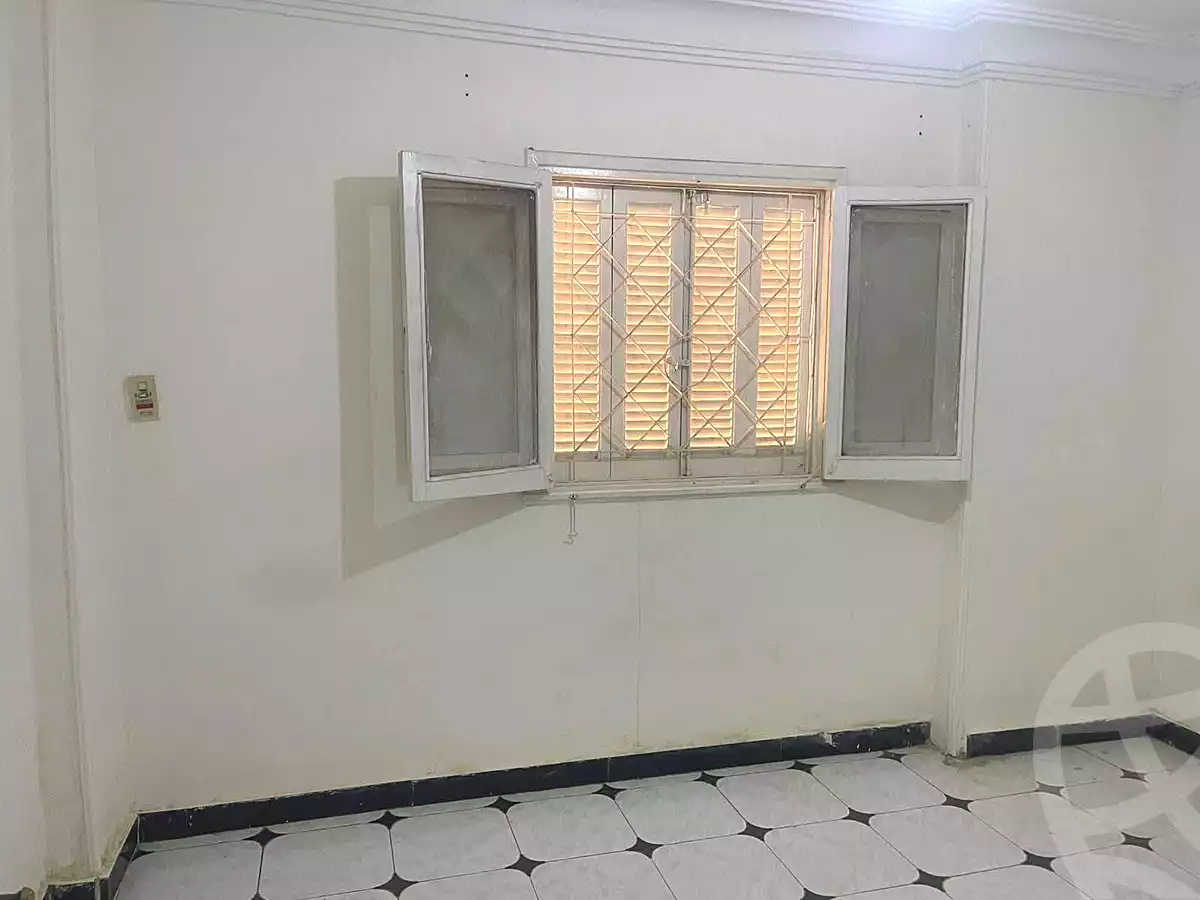 https://aqarmap.com.eg/ar/listing/7288315-for-rent-cairo-helwan-mnshy-hlwn-ljdyd-abd-allah-mahmoud-st