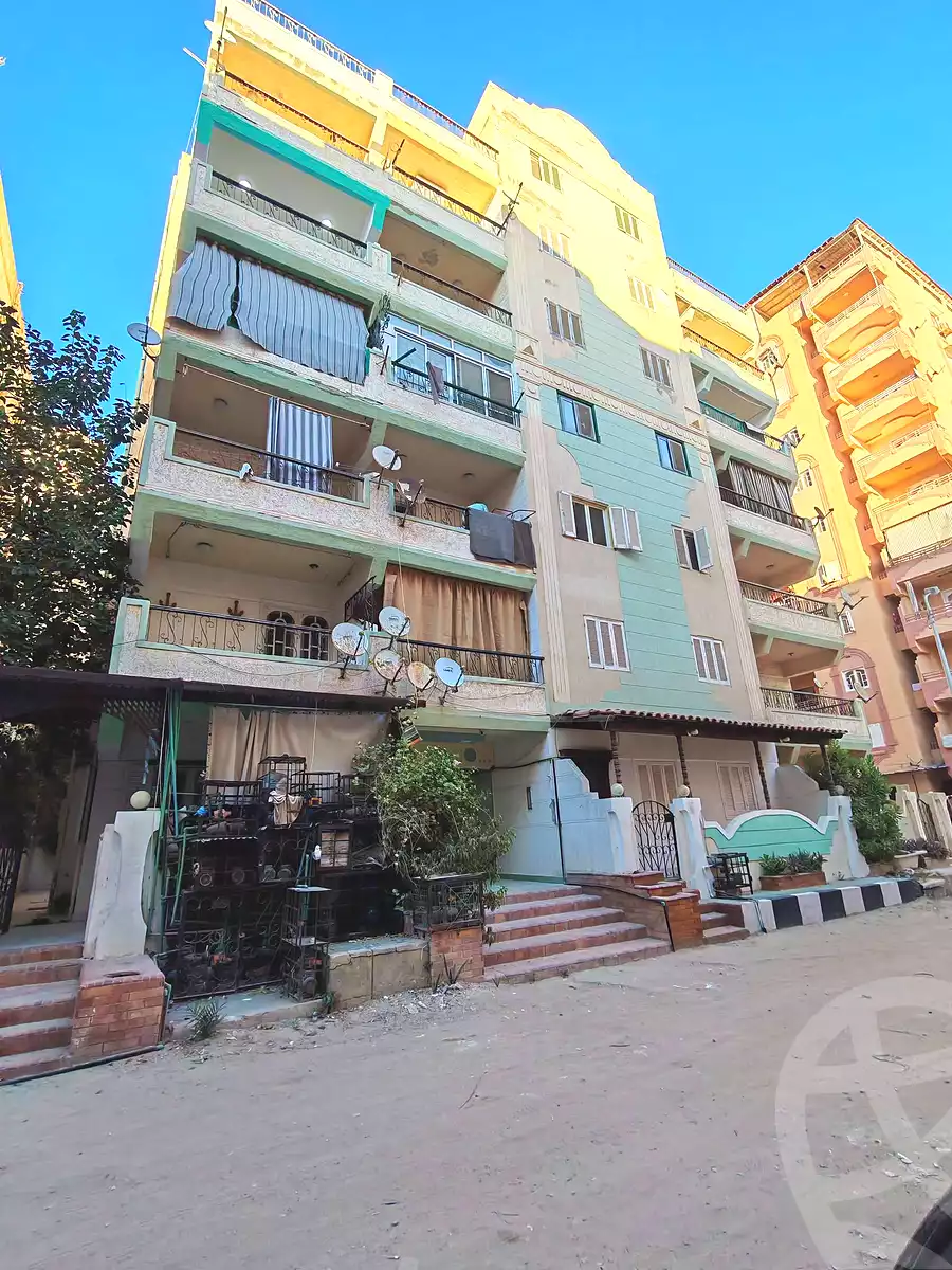https://aqarmap.com.eg/en/listing/7288319-for-sale-alexandria-al-agamy-shataa-el-nakheel