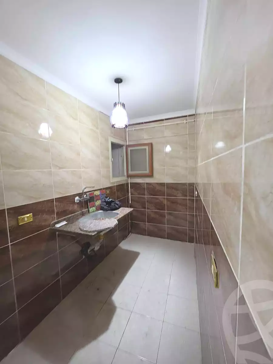 https://aqarmap.com.eg/ar/listing/7288445-for-sale-alexandria-sydy-bshr-sydy-bshr-bhry-gamal-abd-el-nasir-st