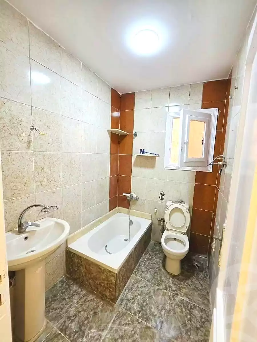 https://aqarmap.com.eg/ar/listing/7288493-for-sale-alexandria-al-agamy-shataa-el-nakheel