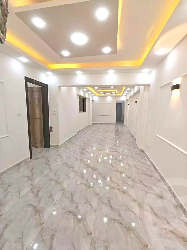 https://aqarmap.com.eg/ar/listing/7288519-for-sale-alexandria-miami-shr-jml-bd-lnsr